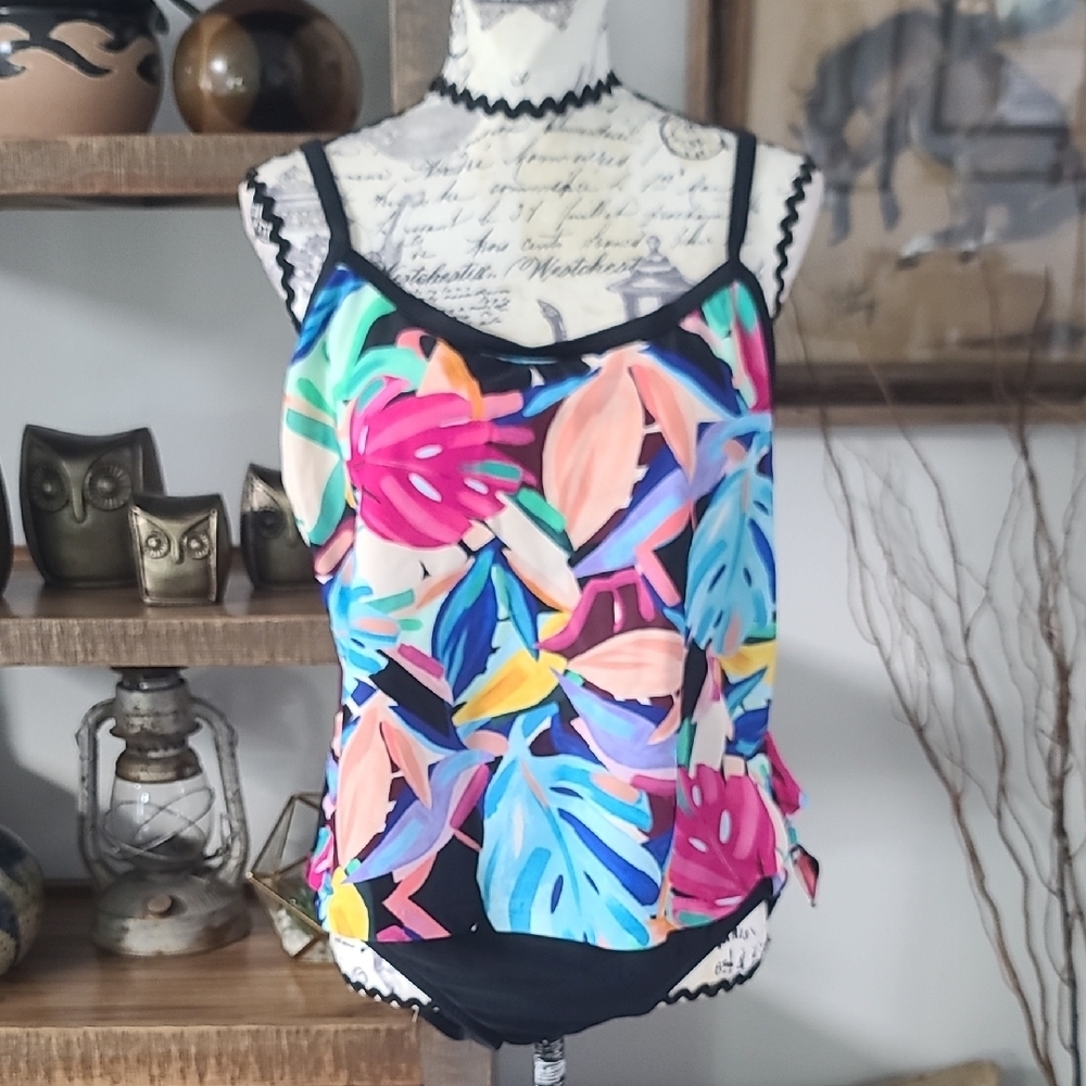 MaxinecBlack Tropical Leaf Print Women’s Tankini One Piece Suit